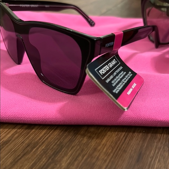 Foster Grant Sunglasses Womens - Picture 9 of 9